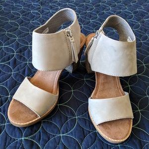 Toms gray suede women's majorca cutout sandals